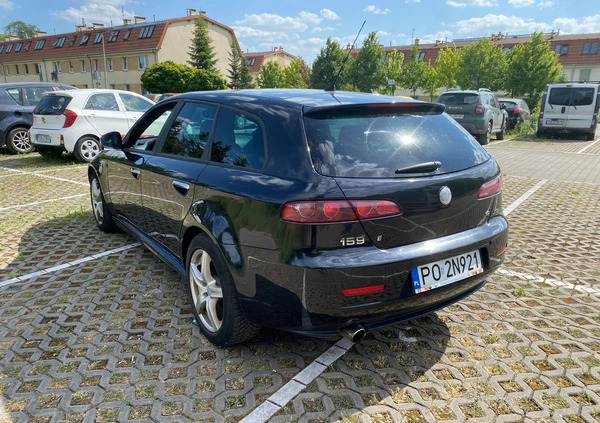 Alfa Romeo 159 cena 15900 przebieg: 245000, rok produkcji 2007 z Poznań małe 232